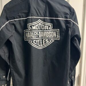 Vintage Harley-Davidson Black Genuine Motorcycle Shirt